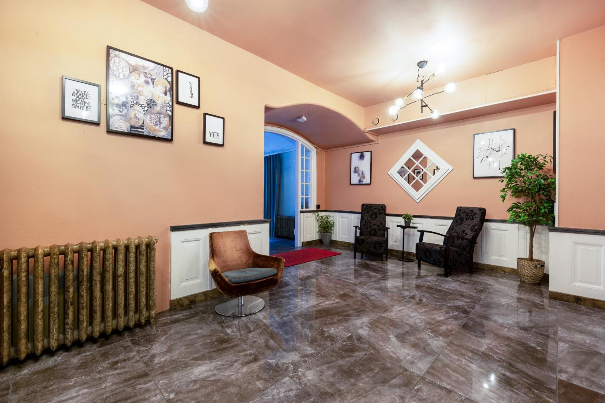 Hotel Avenyn 2*